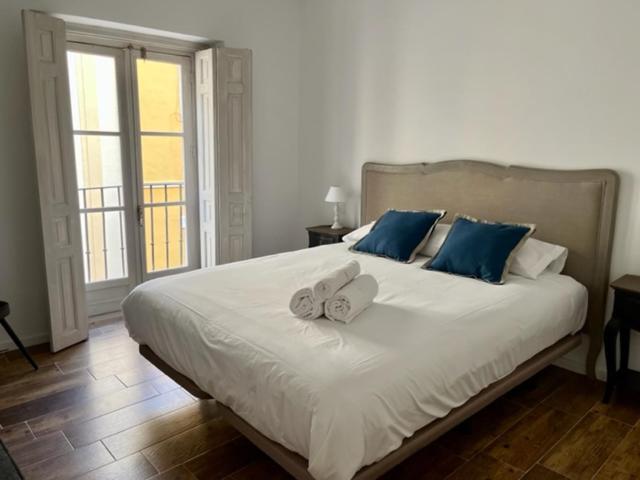 Ti2 Duplex Con Terraza Privada, 120 Metros De La Catedral Apartman Sevilla Kültér fotó