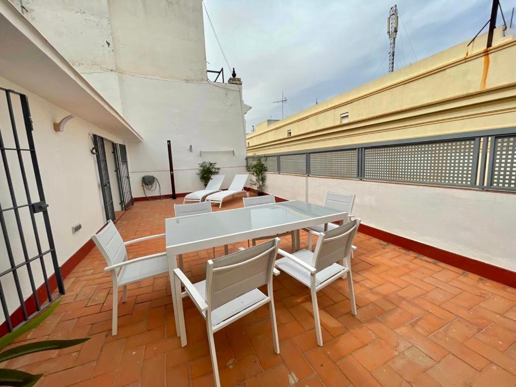 Ti2 Duplex Con Terraza Privada, 120 Metros De La Catedral Apartman Sevilla Kültér fotó