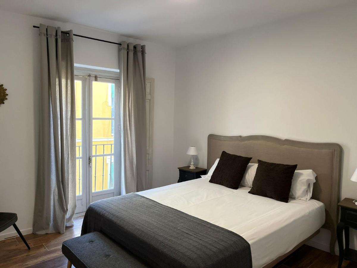 Ti2 Duplex Con Terraza Privada, 120 Metros De La Catedral Apartman Sevilla Kültér fotó