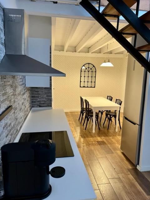 Ti2 Duplex Con Terraza Privada, 120 Metros De La Catedral Apartman Sevilla Kültér fotó
