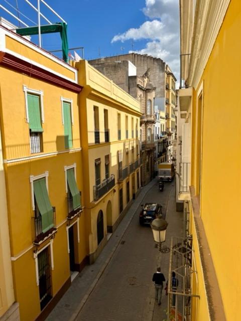 Ti2 Duplex Con Terraza Privada, 120 Metros De La Catedral Apartman Sevilla Kültér fotó