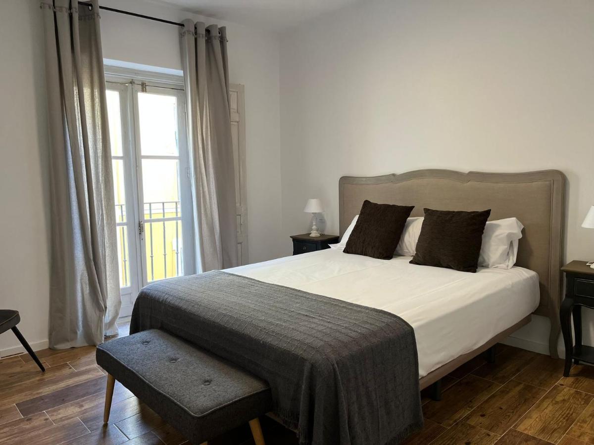 Ti2 Duplex Con Terraza Privada, 120 Metros De La Catedral Apartman Sevilla Kültér fotó
